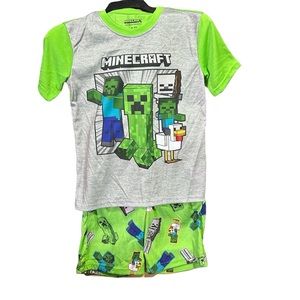 Minecraft PJ set Boys 6/7 shorts and top NWT